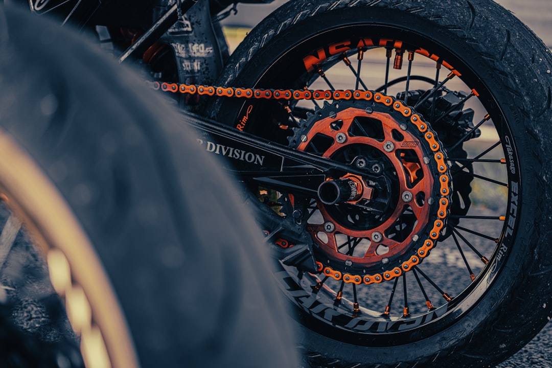 Motosiklet Zincir Bakımı Nasıl Yapılır? Püf Noktaları